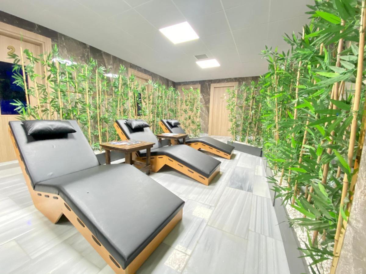 Grand Gulluk Hotel & Spa City Center Анталия Екстериор снимка