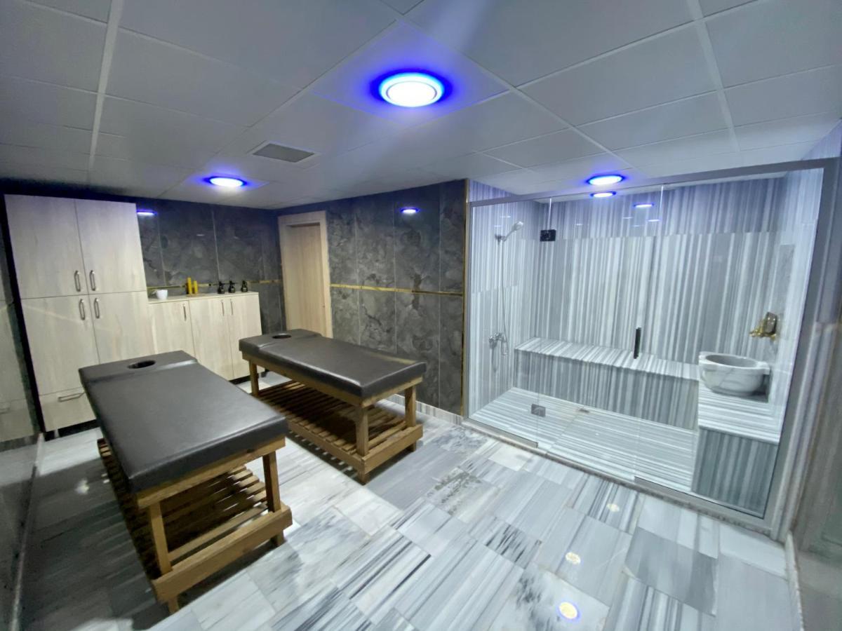 Grand Gulluk Hotel & Spa City Center Анталия Екстериор снимка