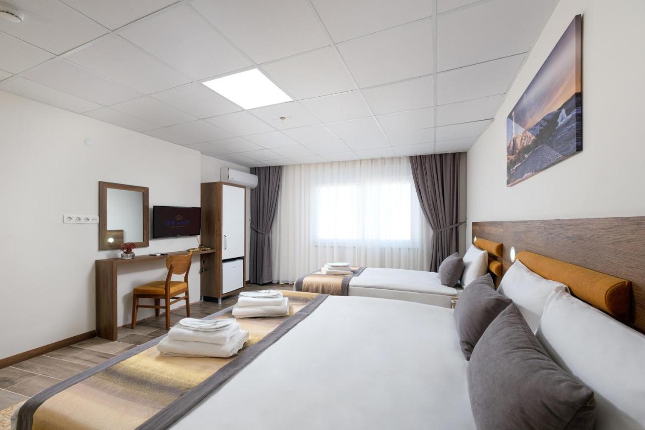 Grand Gulluk Hotel & Spa City Center Анталия Екстериор снимка