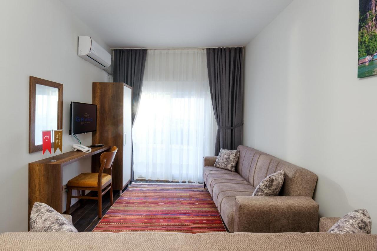 Grand Gulluk Hotel & Spa City Center Анталия Екстериор снимка