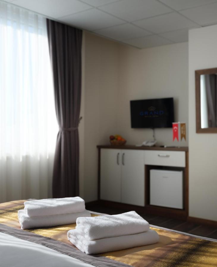 Grand Gulluk Hotel & Spa City Center Анталия Екстериор снимка